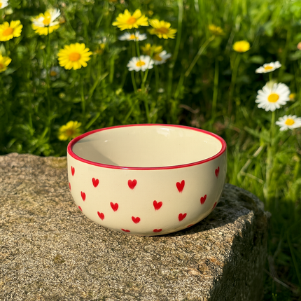 5 inch Single Serving Bowl ( Glossy Off-White with Red Hearts )