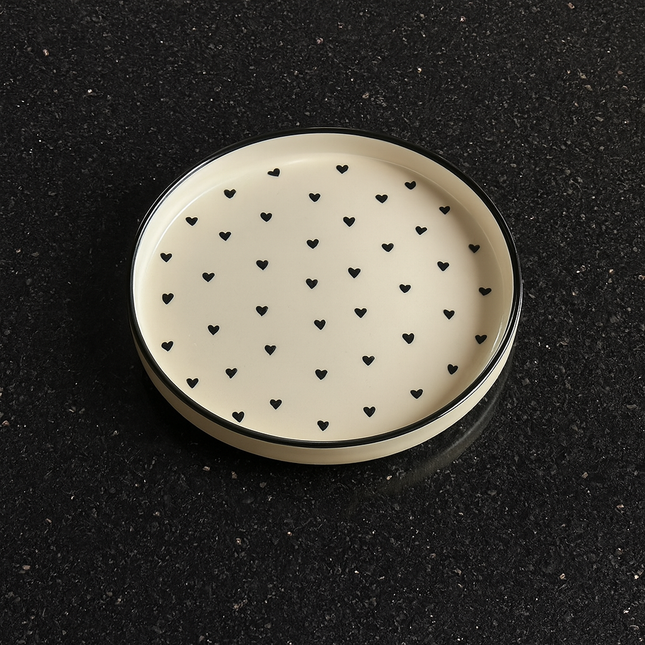 8 inch Classic Plate ( Glossy Off-White with Black Hearts )