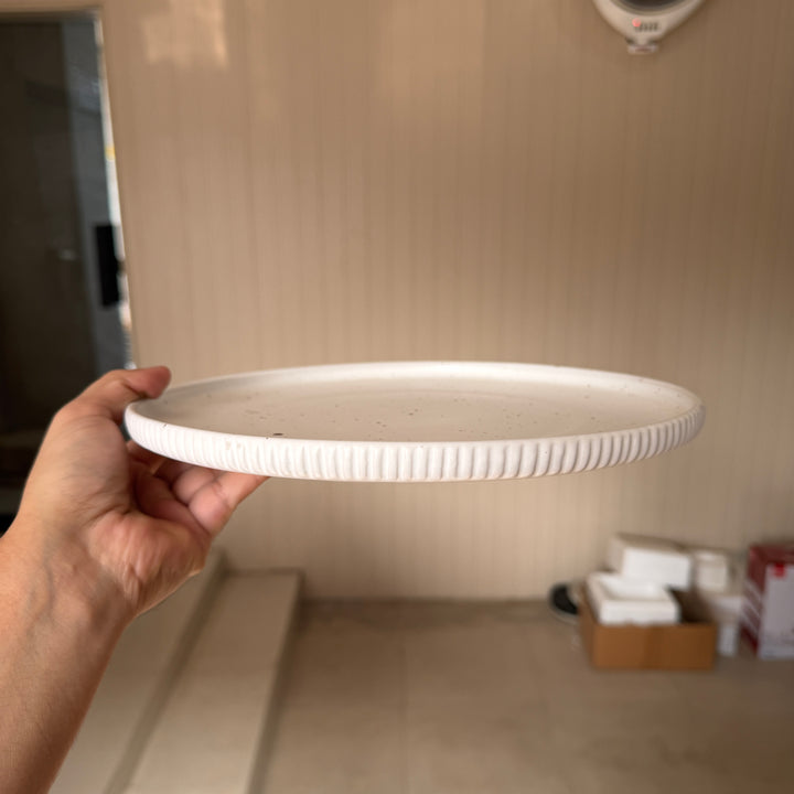 Leftover 10.5 inch Pebble Edge Plate ( Snow Cocoa )