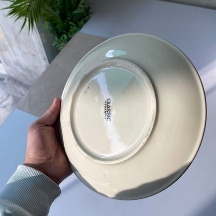 Leftover 8.5 inch Rimless Plate ( Dark Green Colorline )