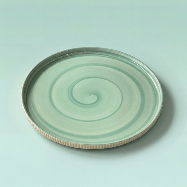 10 inch Pebble Edge Plate ( Teal Colorline NO Specks )