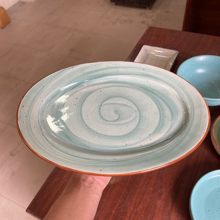 Leftover 13 inch Rice Dish with Rim ( Teal Colorline )