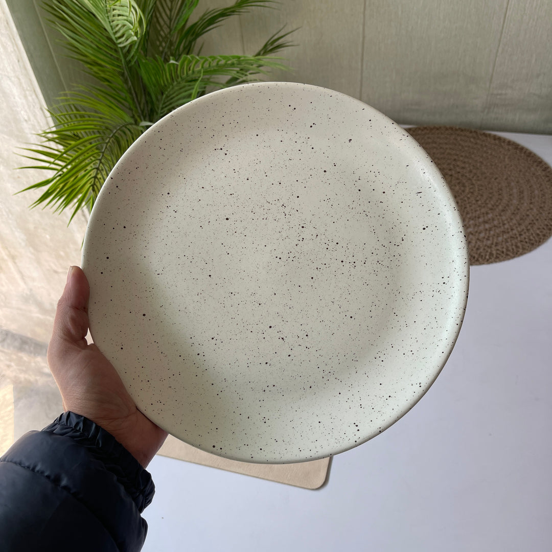 Leftover 11 inch Rimless Plate ( Snow Cocoa )