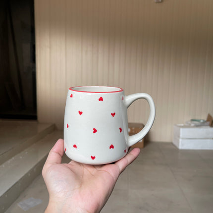 Leftover Everyday Mug ( Glossy Off-White with Red Hearts ) ( 550ml )