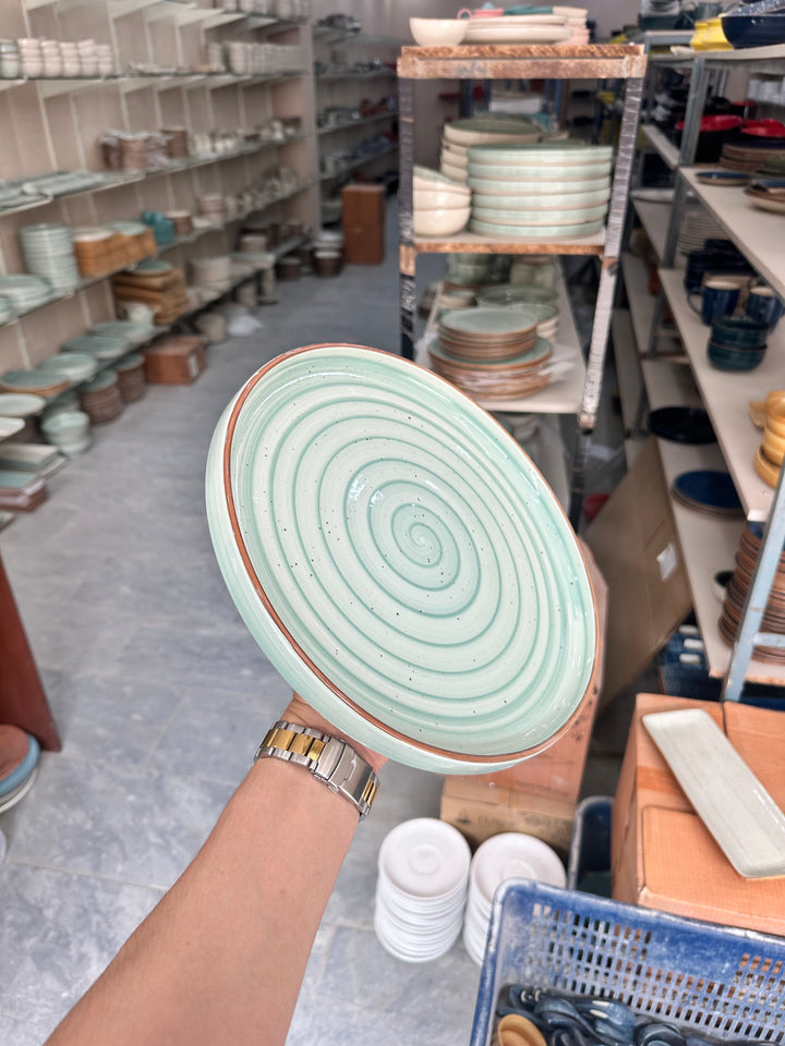 Leftover 10 inch Classic Plate ( Narrow Breeze with brown rim Brown Specks