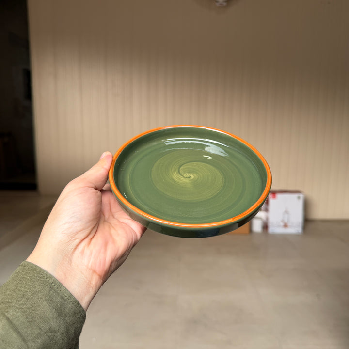 Leftover 6 inch Classic Plate ( Dark Green Colorline )