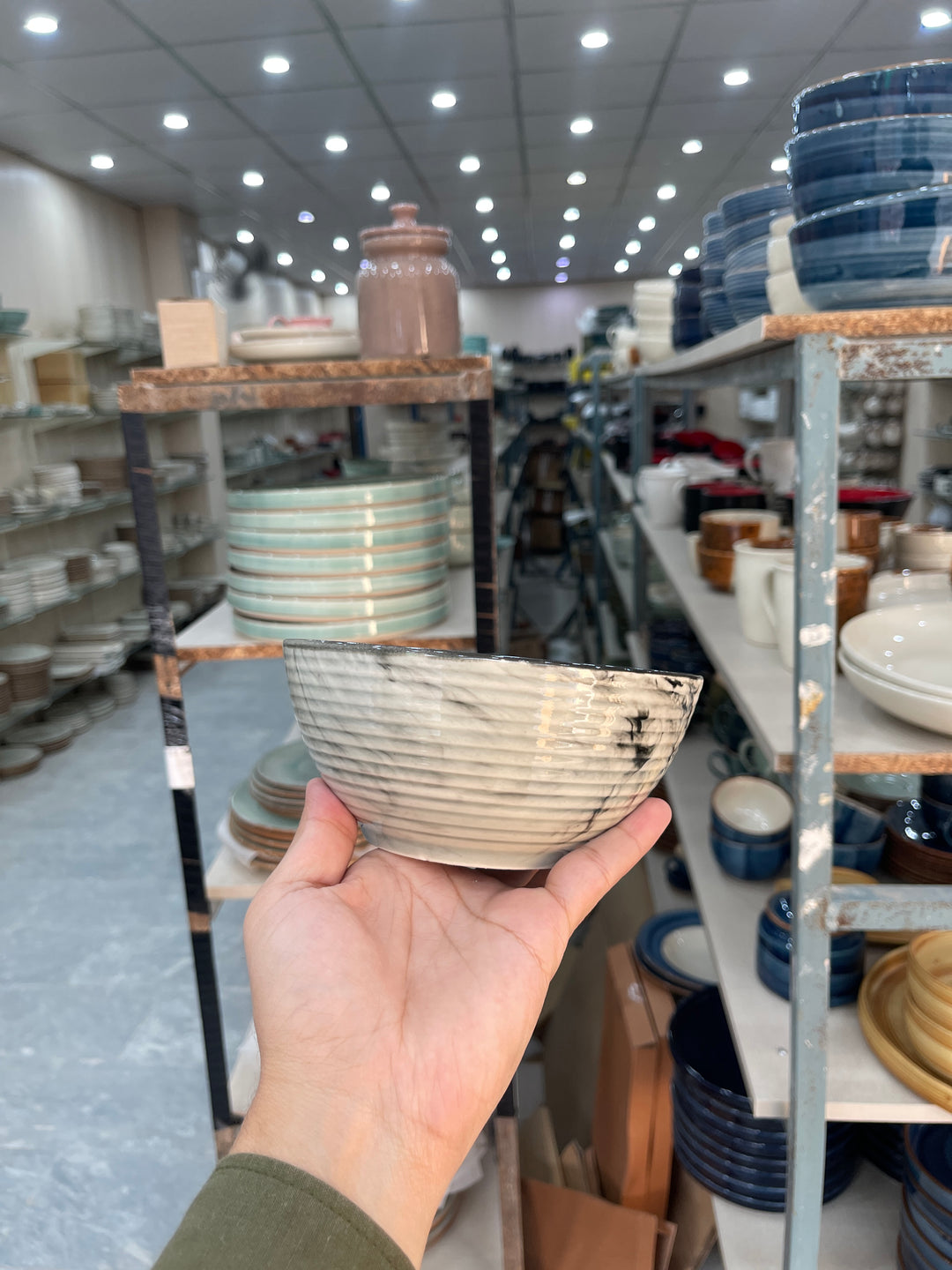 Leftover 5.5 inch Ripple Bowl ( Black Marble )