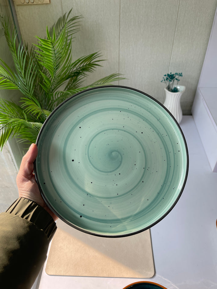 Leftover 10 inch Classic Plate ( Breeze with black rim )