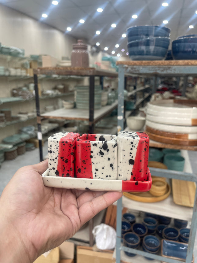 Leftover Salt Pepper Set ( Red Eclipse )