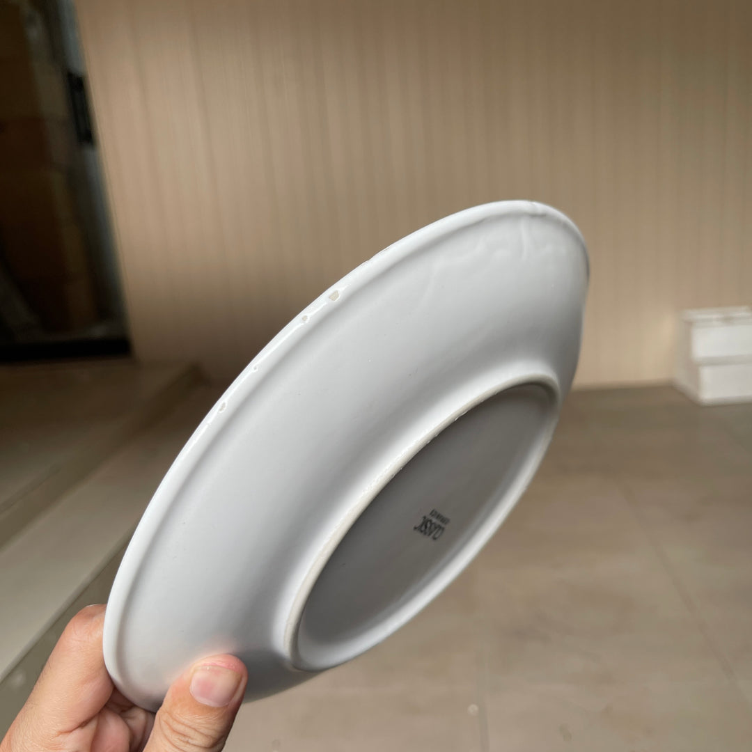 Leftover 8.5 inch Rimless Plate ( Snow Cocoa )