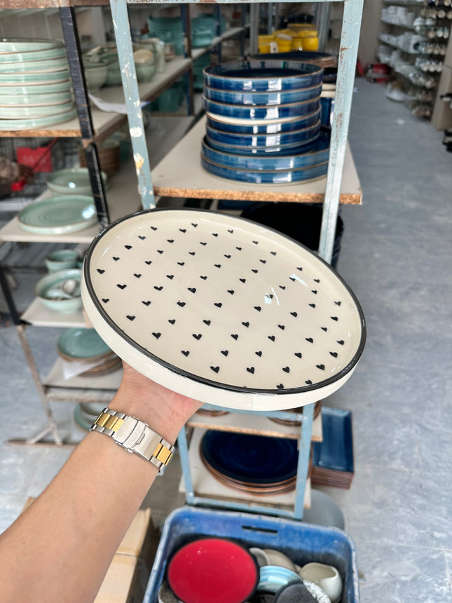Leftover 10 inch Classic Plate ( Glossy Off-White with Black Hearts )