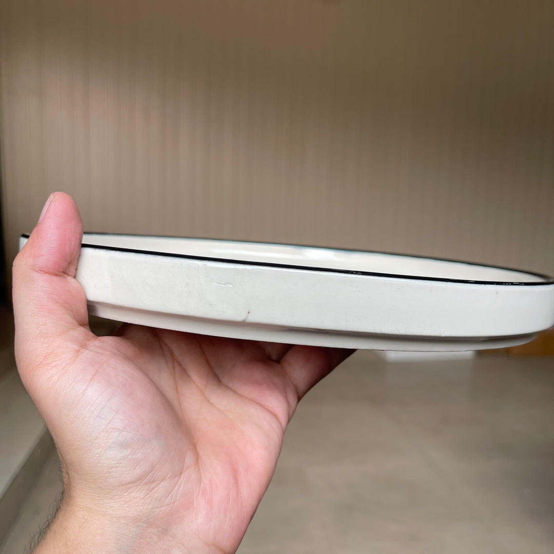 Leftover 10 inch Classic Plate ( Glossy Off-White with Black Hearts )