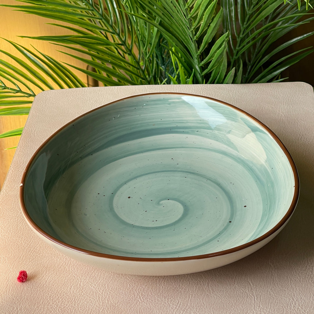 11"x9" Triangular Platter ( Breeze )
