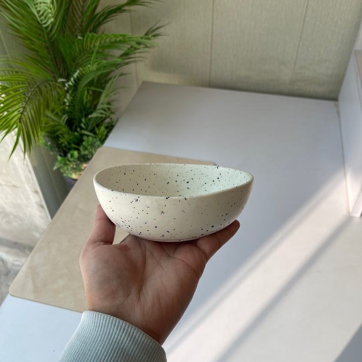Leftover 6 inch Curved Bowl ( Snow Onyx )