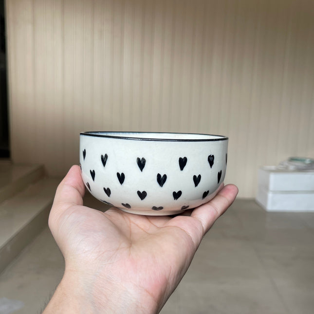 Leftover 4.5 inch Single Serving Bowl ( Glossy Off-White with Black Hearts )