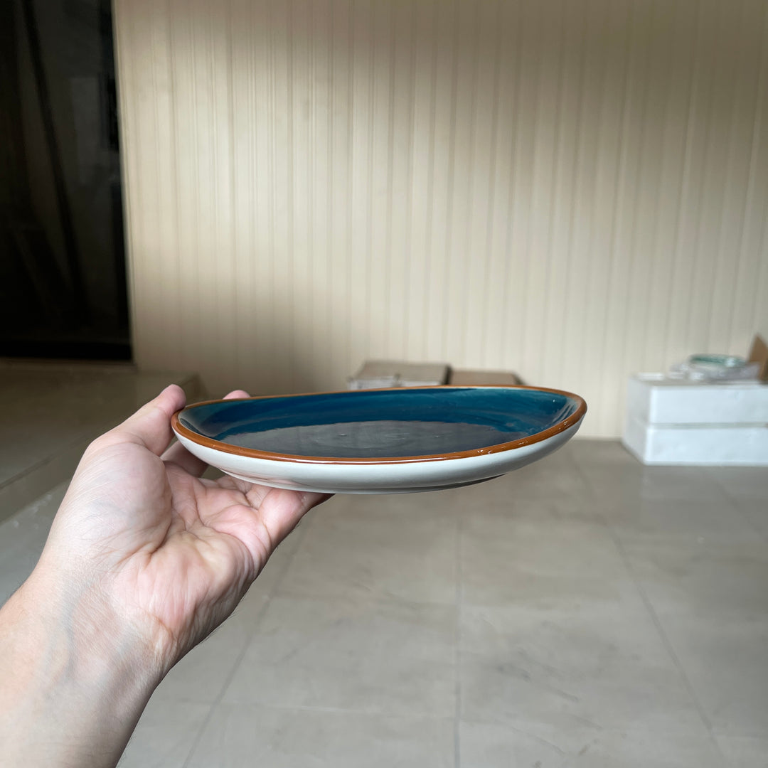 Leftover 7 inch Curved Oval Quarter Plate ( Peacock Green Colorline )