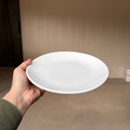 Leftover 8.5 inch Rimless Plate ( Glossy White )