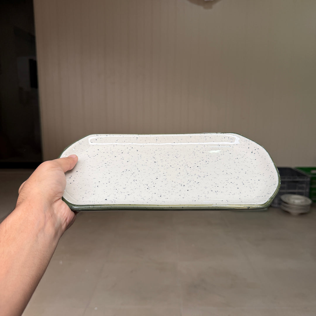 leftover 11.5"x6" YM Rectangular Platter ( Outer Dark Green Colorline )