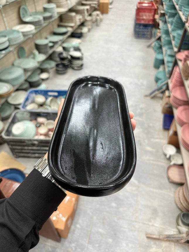 Leftover NV Oval Small Platter 12"x4.8" ( Textured Black Matte )