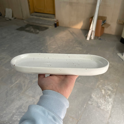 Leftover NV Oval Small Platter 12"x4.8" ( Snow Cocoa )