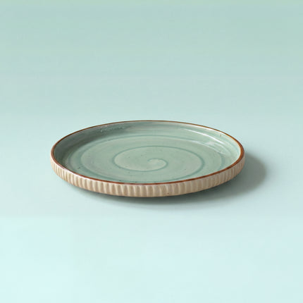 8 inch Pebble Edge Plate ( Teal Colorline )