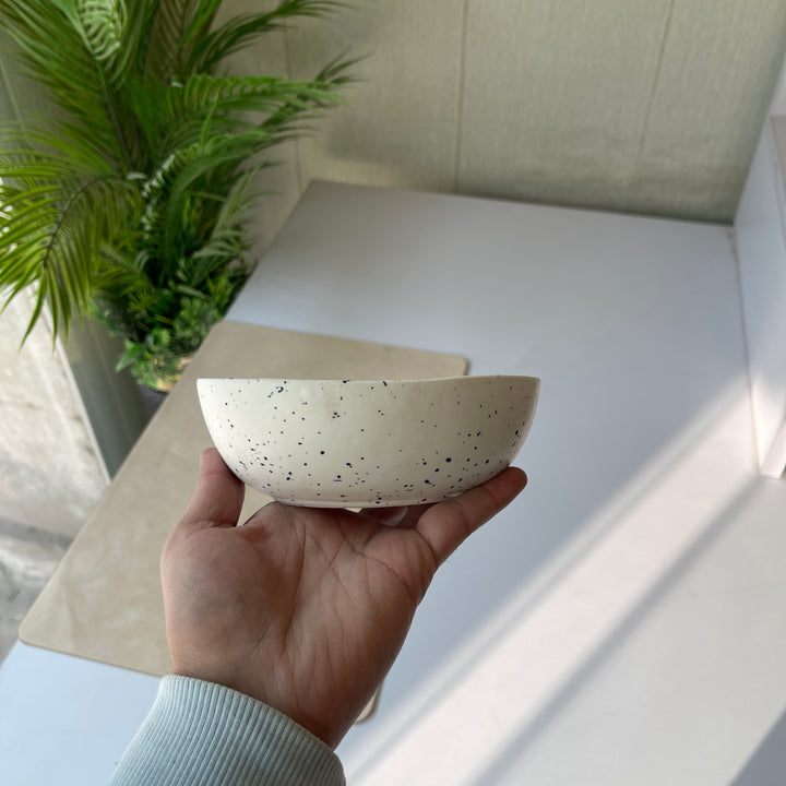 Leftover 6 inch Curved Bowl ( Snow Onyx )