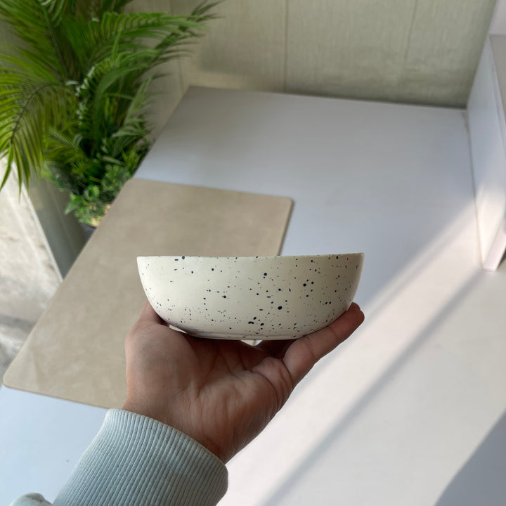 Leftover 6 inch Curved Bowl ( Snow Onyx )