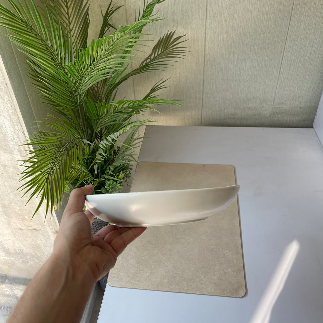 Leftover 11"x9" Triangular Platter ( Snow Cocoa )
