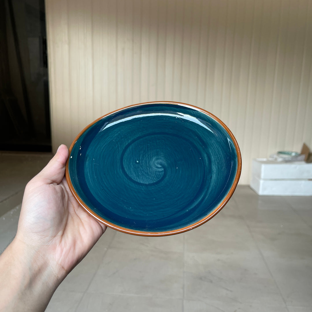 Leftover 7 inch Curved Oval Quarter Plate ( Peacock Green Colorline )