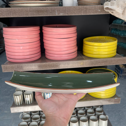 Leftover Curved Sushi Platter 14"x4" ( Dark Green Colorline )