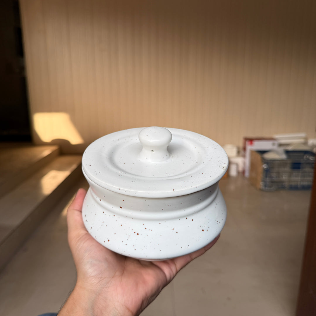 Leftover 5.5 inch Handi ( Snow Cocoa ) ( 700ml )