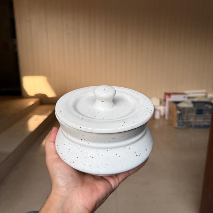 Leftover 5.5 inch Handi ( Snow Cocoa ) ( 700ml )