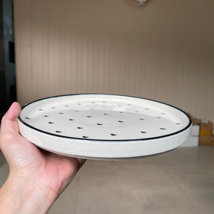 Leftover 10 inch Classic Plate ( Glossy Off-White with Black Hearts )