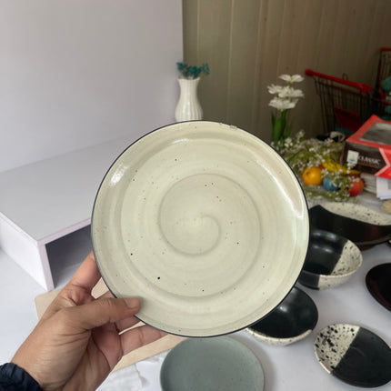 Leftover 8 inch Rimless Plate ( Grey Colorline with black rim )
