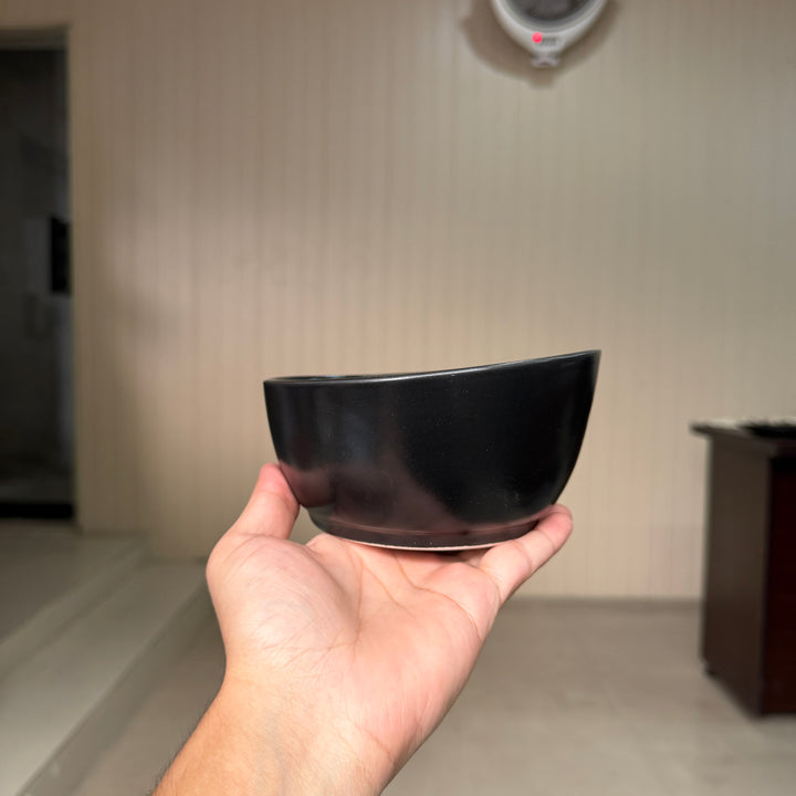 Leftover 5.5 inch Curved Cut Bowl ( Noir )