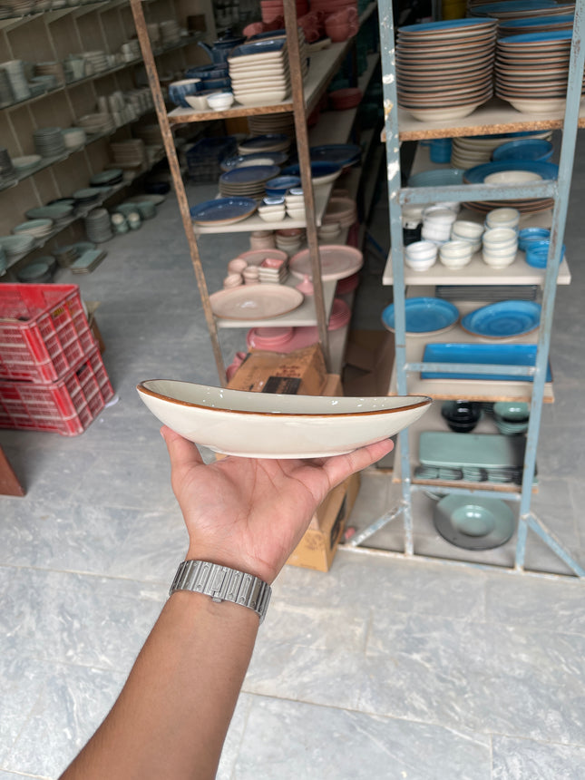 8.5"x7.5" Dessert Bowl ( Glossy Off-White with Brown Line )