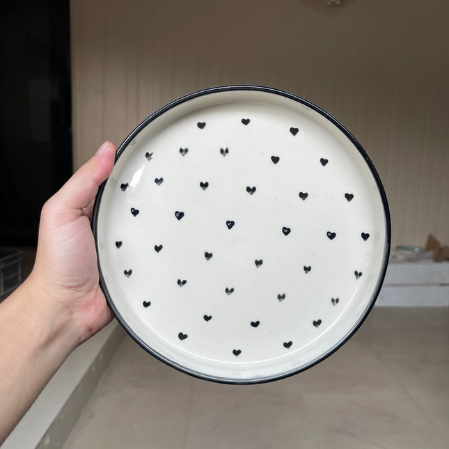 Leftover 8 inch Classic Plate ( Glossy Off-White with Black Hearts )