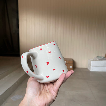 Leftover Everyday Mug ( Glossy Off-White with Red Hearts ) ( 550ml )