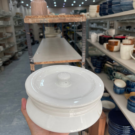 Leftover 8 inch Handi ( White Shine )