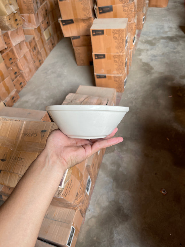 Leftover 7" V Shaped Bowl ( Glossy Off-White )