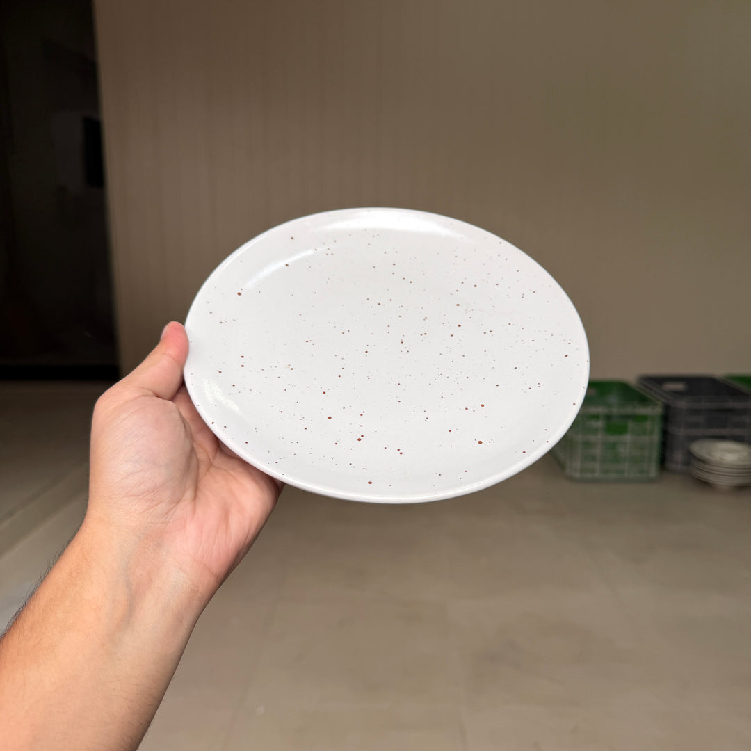 Leftover 8 inch Rimless Plate ( Snow Cocoa )