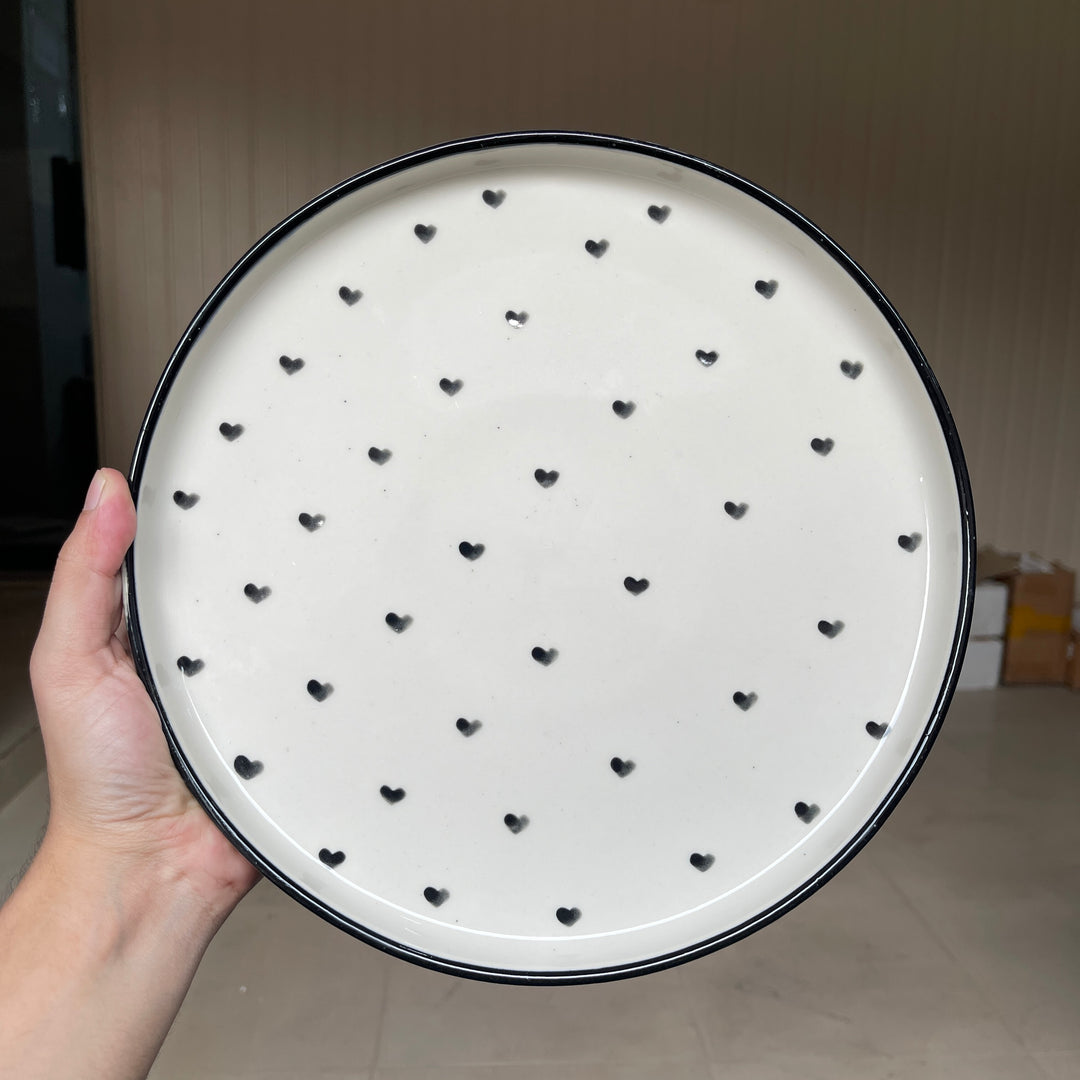 Leftover 10 inch Classic Plate ( Glossy Off-White with Black Hearts )