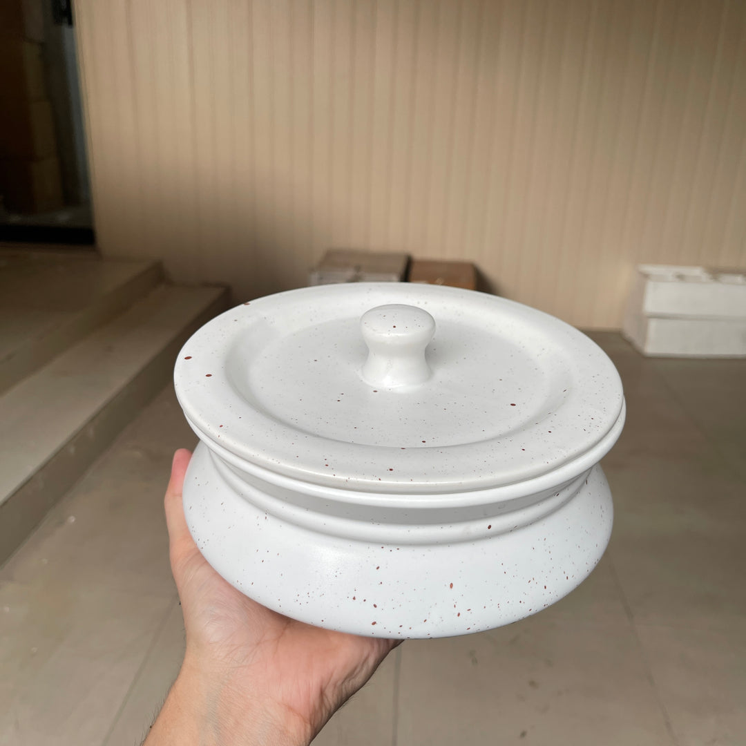 Leftover 8 inch Handi ( Snow Cocoa )