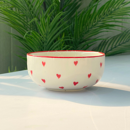 4-Person 16-Piece Breakfast Set ( Glossy Off-White with Red Hearts )