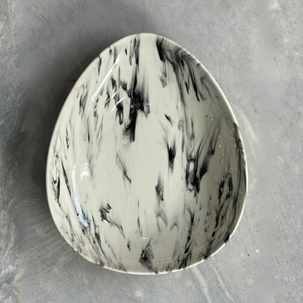 11"x9" Triangular Platter ( Black Marble )