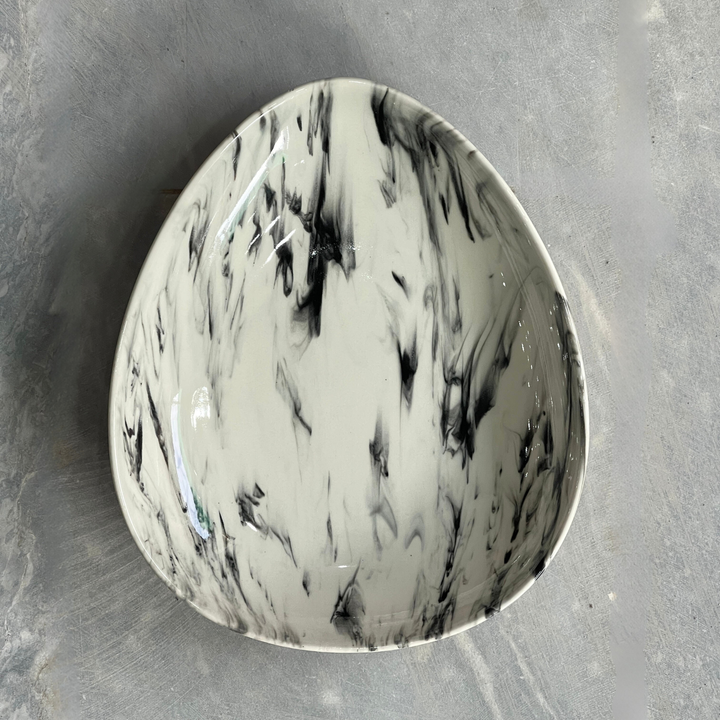 11"x9" Triangular Platter ( Black Marble )