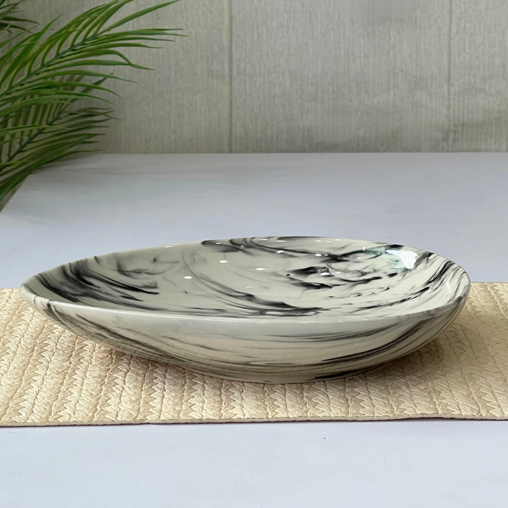 11"x9" Triangular Platter ( Black Marble )
