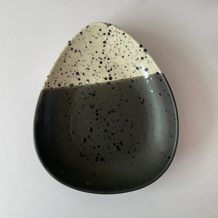 9.5"x8" Triangular Platter Small ( Eclipse )