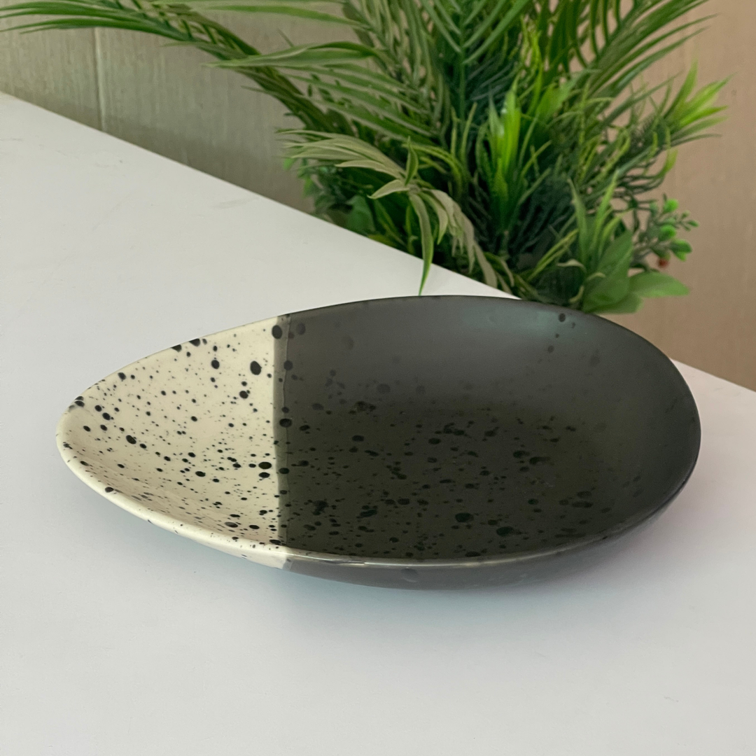 9.5"x8" Triangular Platter Small ( Eclipse )