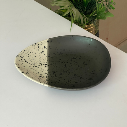 9.5"x8" Triangular Platter Small ( Eclipse )